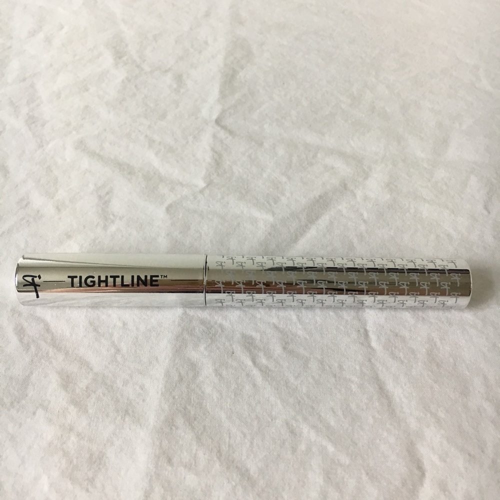 IT COSMETICS TIGHT LINE
